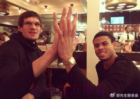 别拿爱好挑战职业!为何普通人打不了NBA,看完这5张照片你就懂 别拿爱好挑战职业!为何普通人打不了NBA,看完这5张照片你就懂